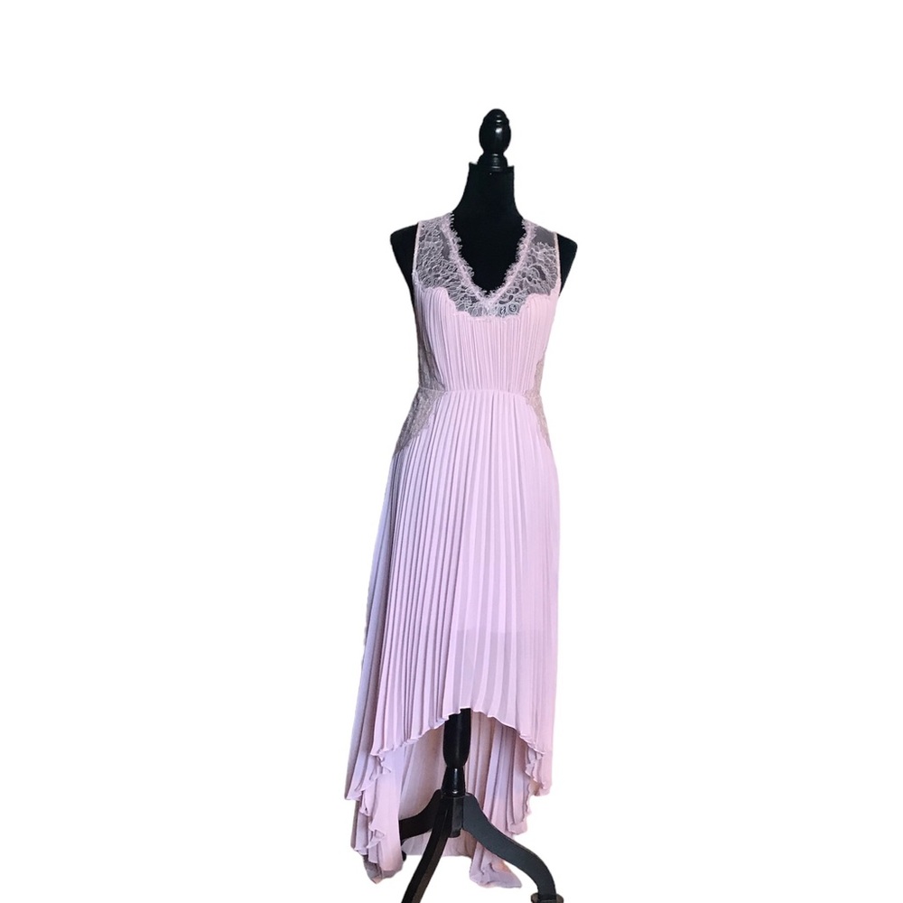 BCBGMAXAZRIA ASYMMETRICAL DRESS.